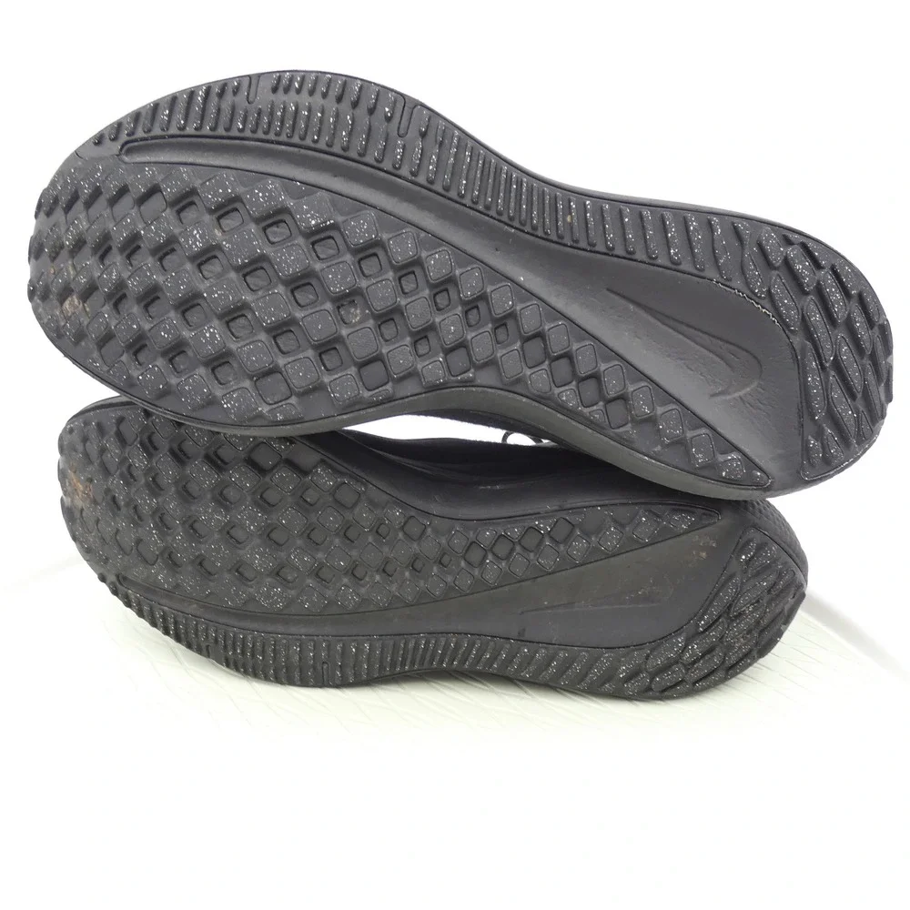 Nike Run Swift 3 Triple Black Road Running Shoes Mens 10.5 DV4022-001